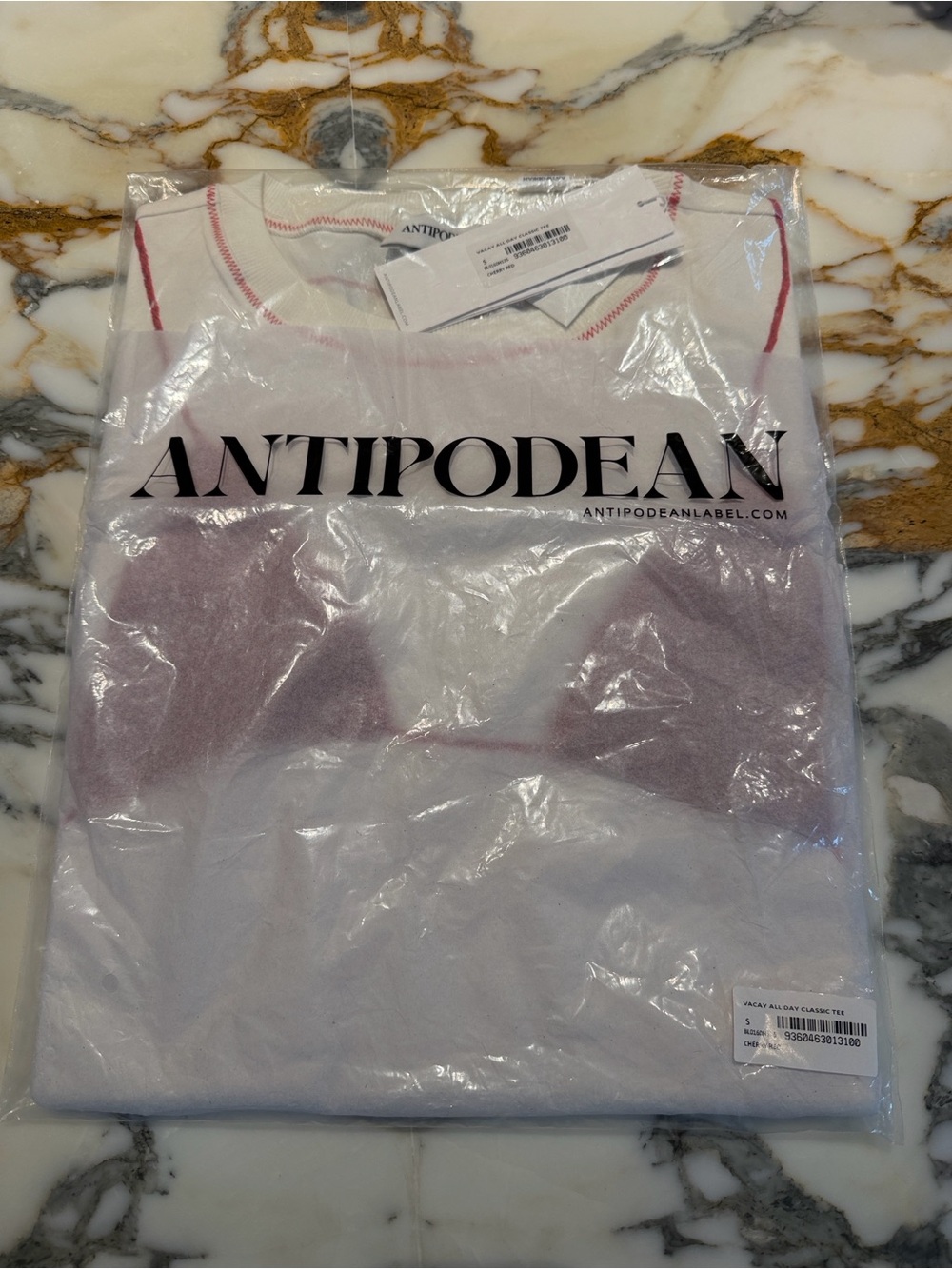 Antipodean VACAY ALL DAY CLASSIC TEE - Picture 4 of 4